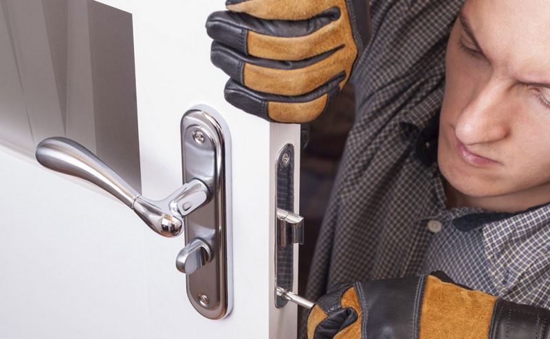 Are locksmiths licensed  Regulations and trading as a locksmith