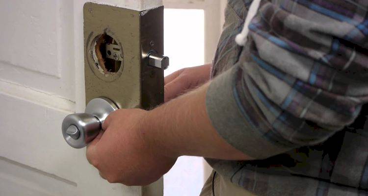 How Much are Locksmith Call Out Charges & Fees